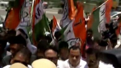 TMC protests outside Guwahati hotel hosting Shiv Sena Rebel MLAs