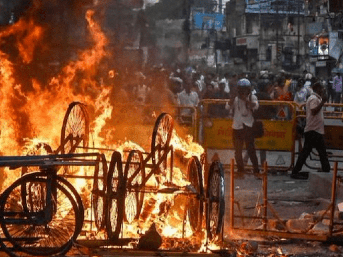 Prophet row: Fresh violence erupts in pockets of Howrah