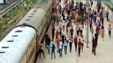 UP: Protesters prevented from occupying rail tracks in Ballia
