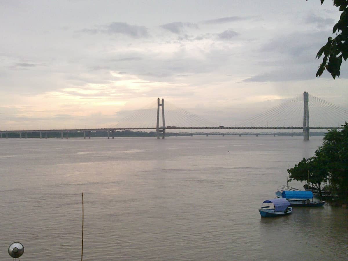 Royal sand bath in waterless Yamuna