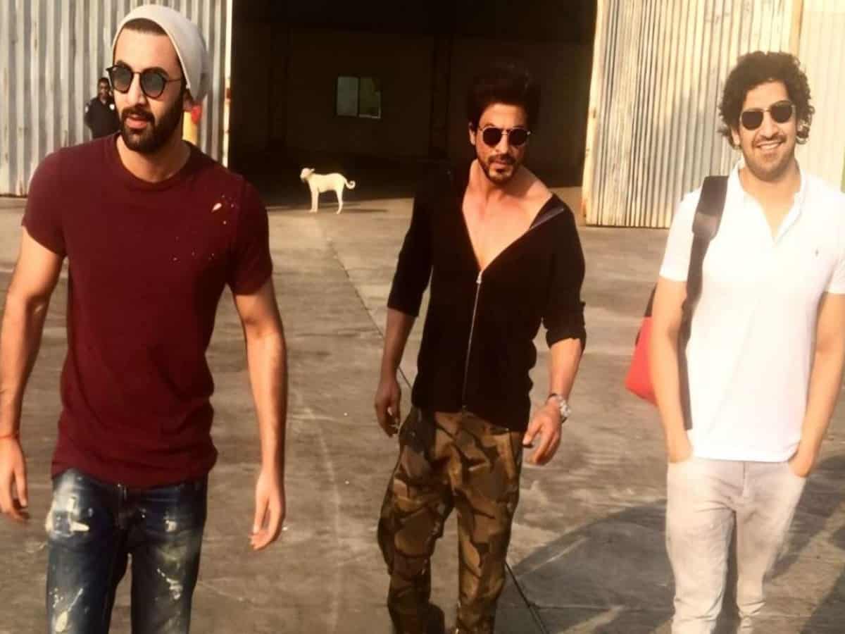 Shah Rukh Khan enters Alia, Ranbir's Brahmastra? See pics