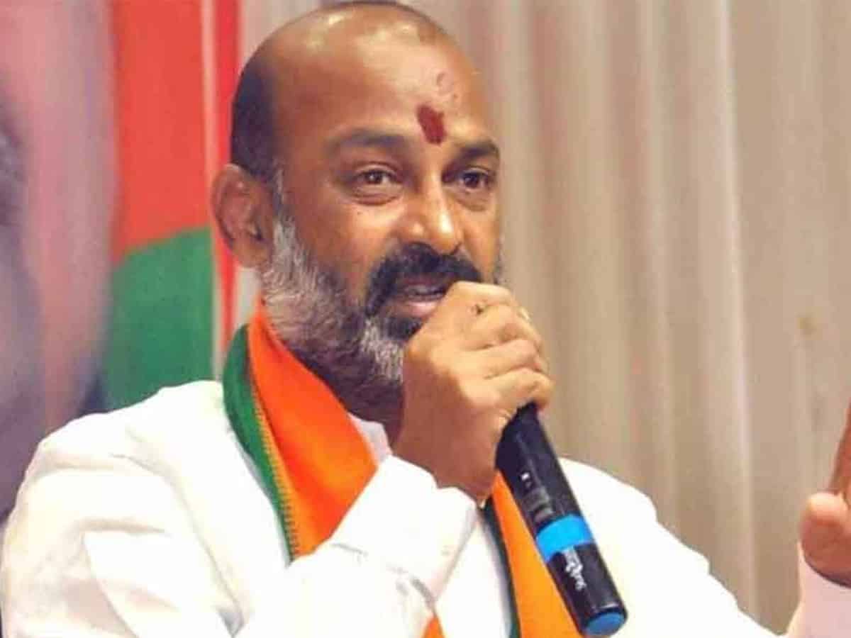 Telangana BJP demands resignation of Edu Min over Class 10 question paper leak