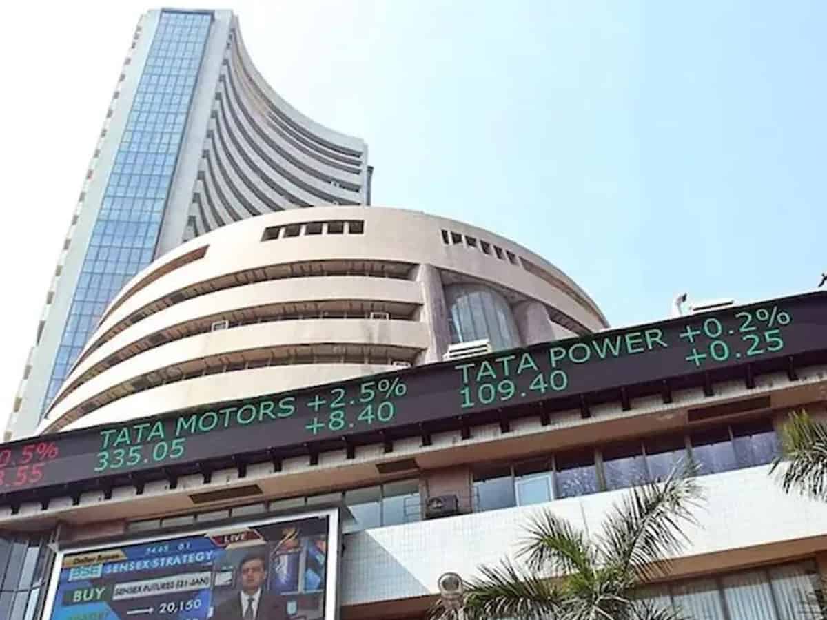 Sensex jumps 225 points in early trade; turns choppy later