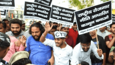 Students protest at Delhi's ITO against Agnipath scheme