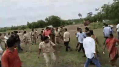 Screen Grab: police used lathi charges,on protesters