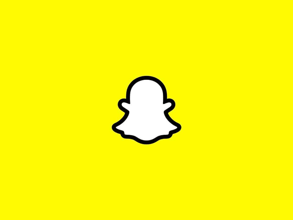 Snapchat to display local restaurants nearby in Snap Map