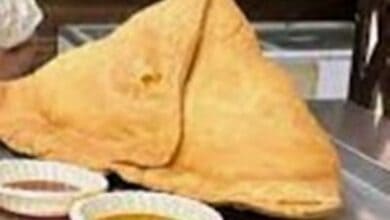 Bahubali samosa challenge: Eat in half an hour, earn Rs 51,000