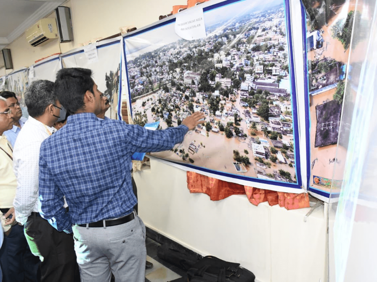 Central team in Bhadradri Kothagudem district for flood damage assessment