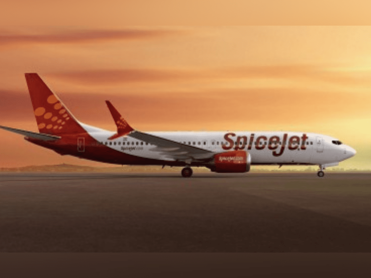 SpiceJet-operates-first-long-haul-wide-body-charter-flight-to-Canada.jpg