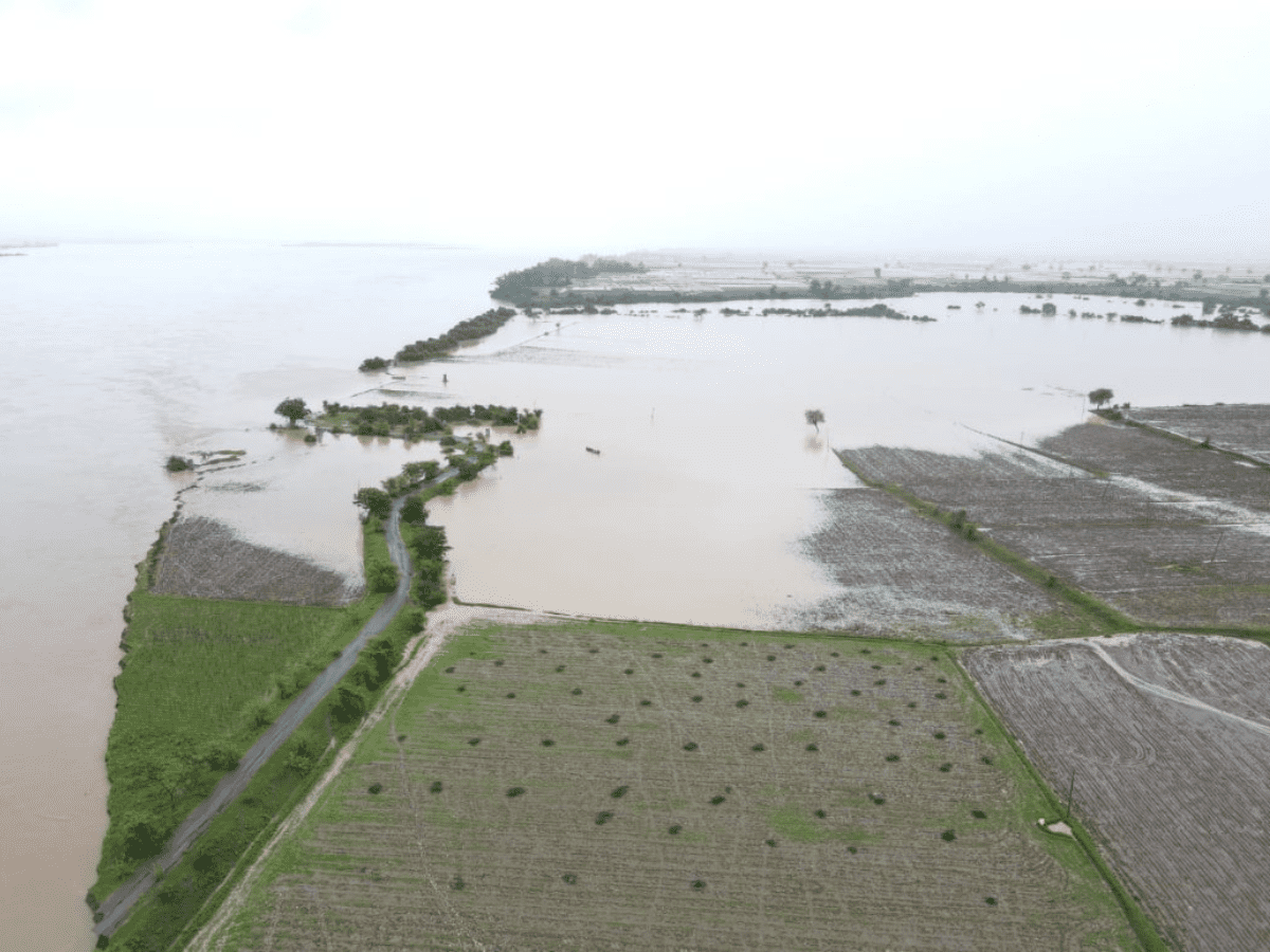 Bhadrachalam cut-off as bridge on flooded Godavari closed