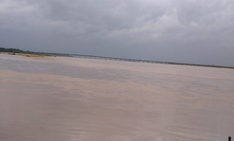 Telangana: Govt asks people in Bhadrachalam to relocate to relief camps as Godavari water level rises