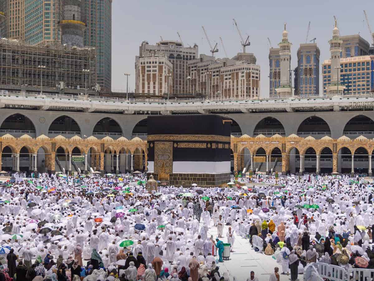 Saudi Arabia arrest 15 people for Haj related fraud