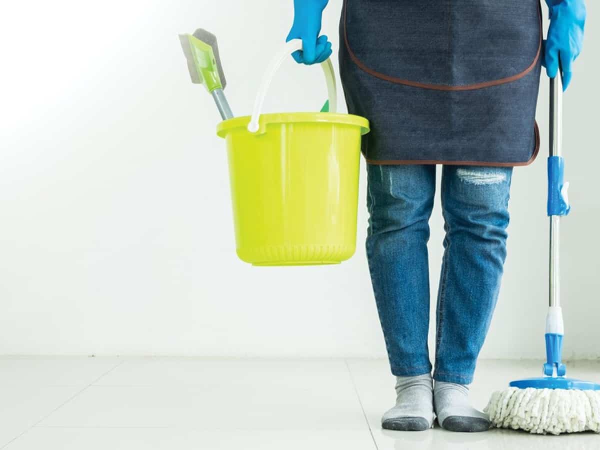 Kuwait sets fee for recruiting domestic workers