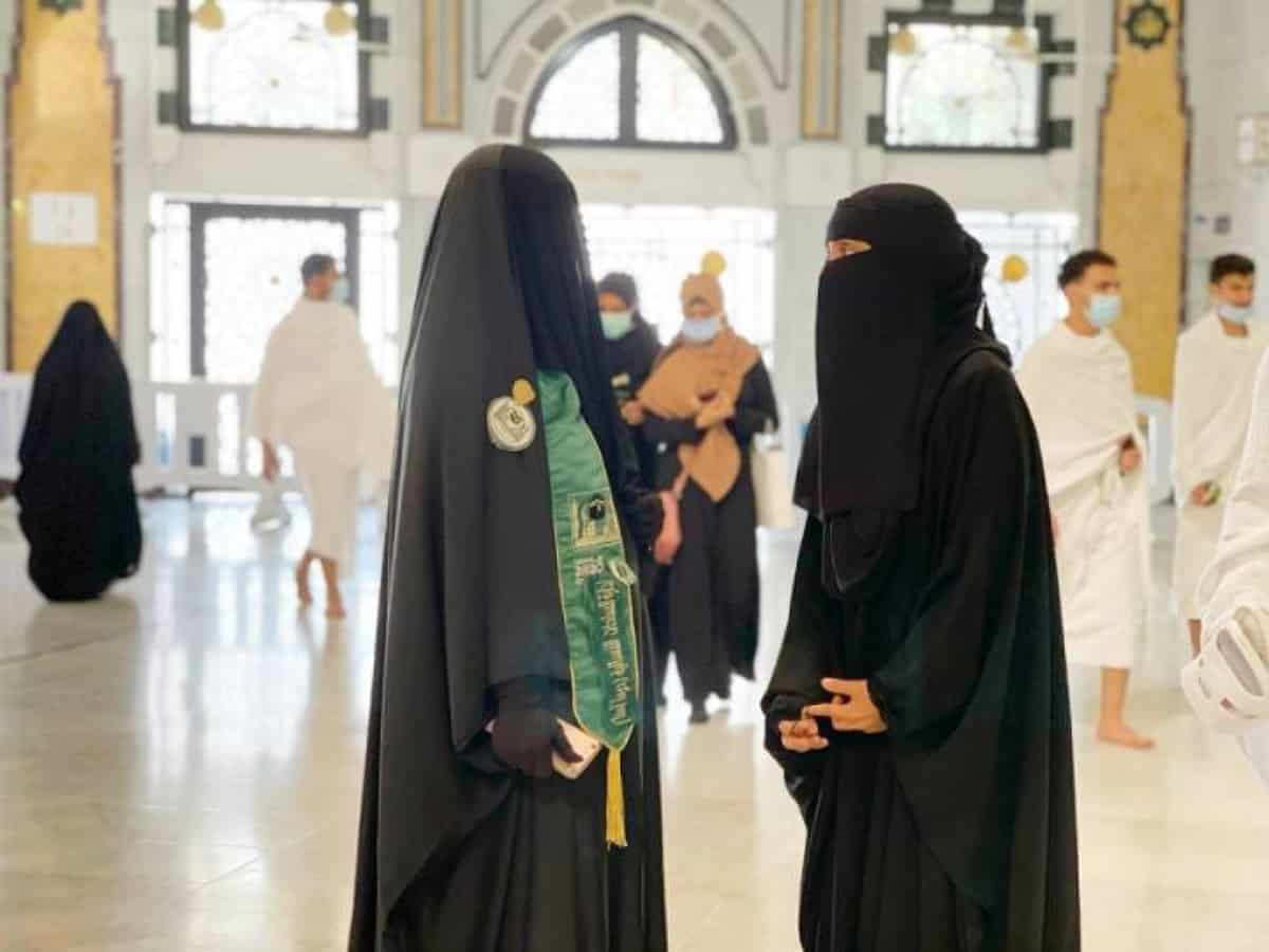 For the first time, Saudi women step up to leads crowds during Haj