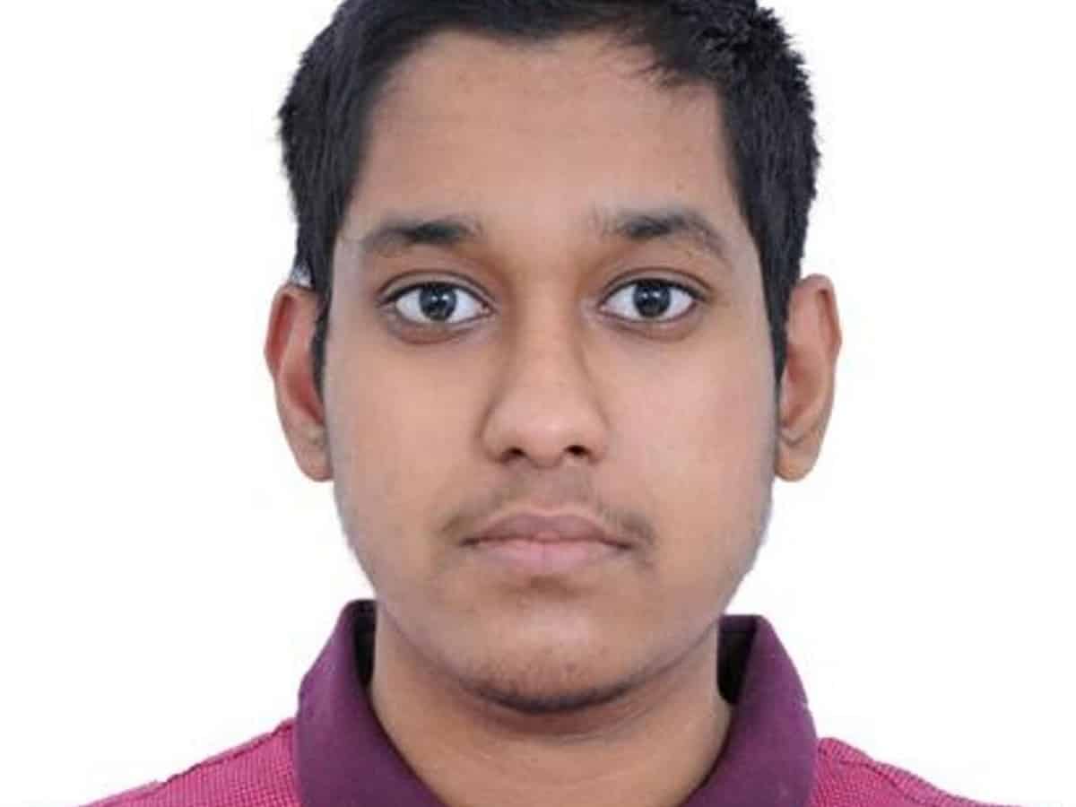Dubai: 17-year-old Indian expat student score 99.72 percentile in JEE main 2022