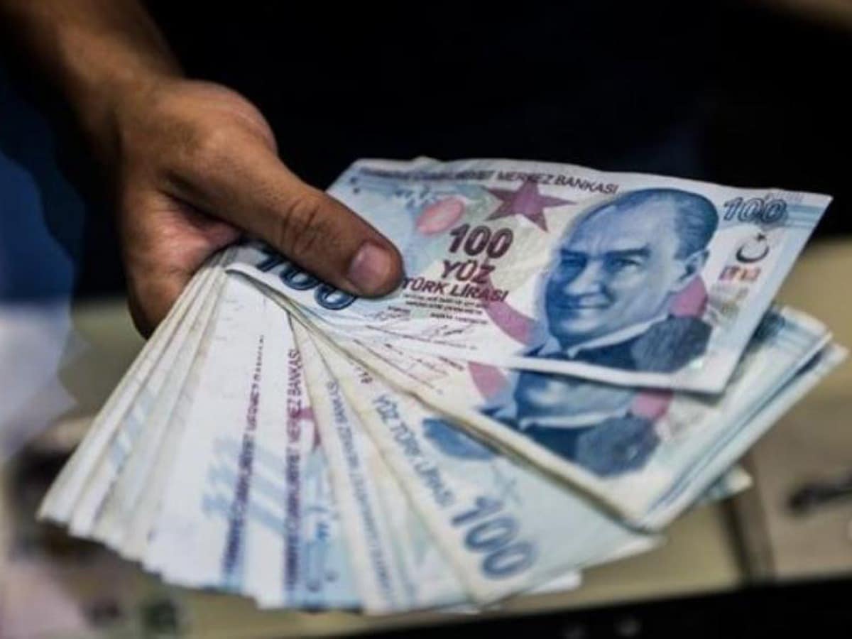 Turkish lira fell against US dollar