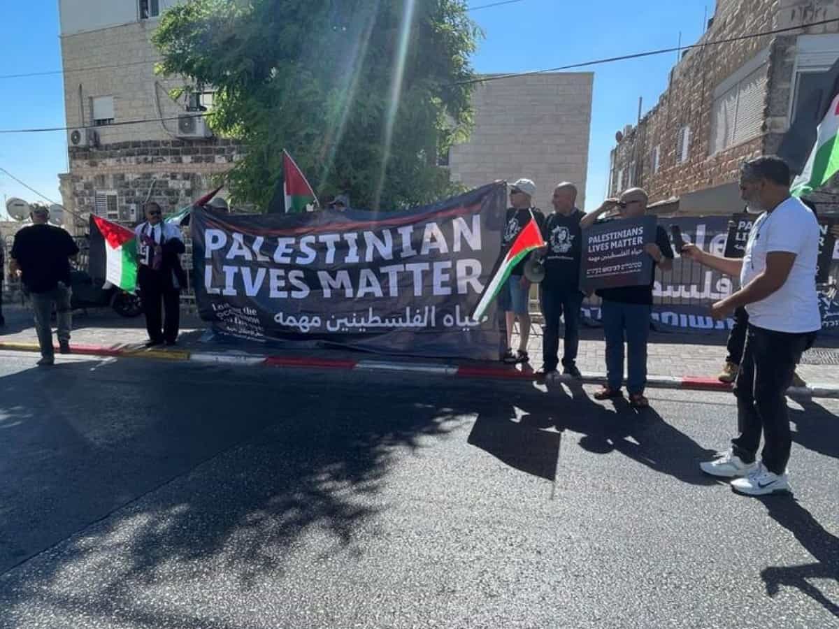 Pro-Palestinian rally gathers near Biden route