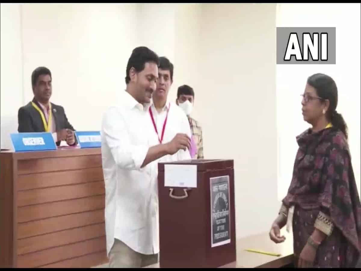 Prez polls: Andhra Pradesh CM Jagan cast vote in Amaravati
