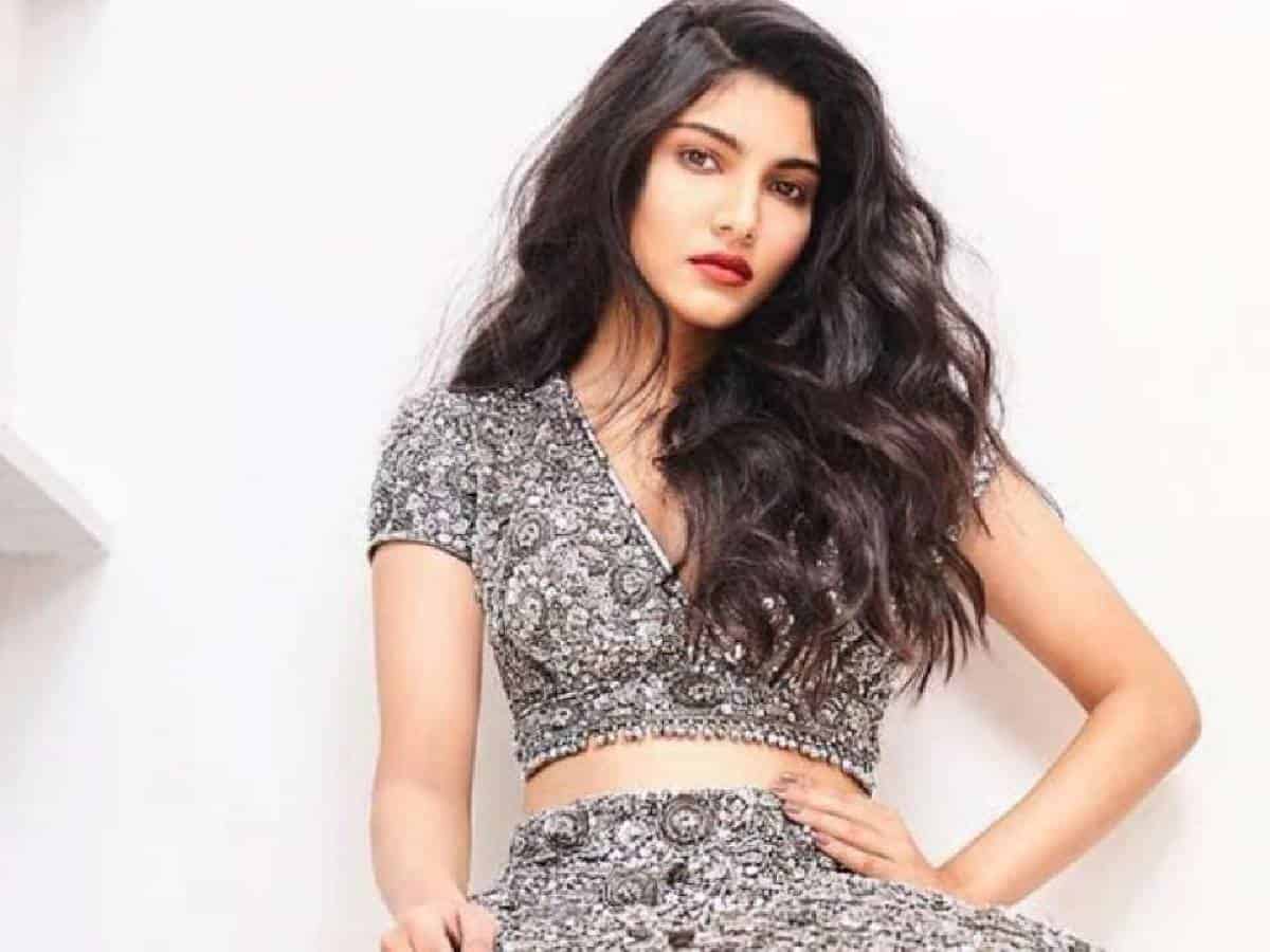 Salman Khan's niece Alizeh Agnihotri enters Bollywood? Details inside