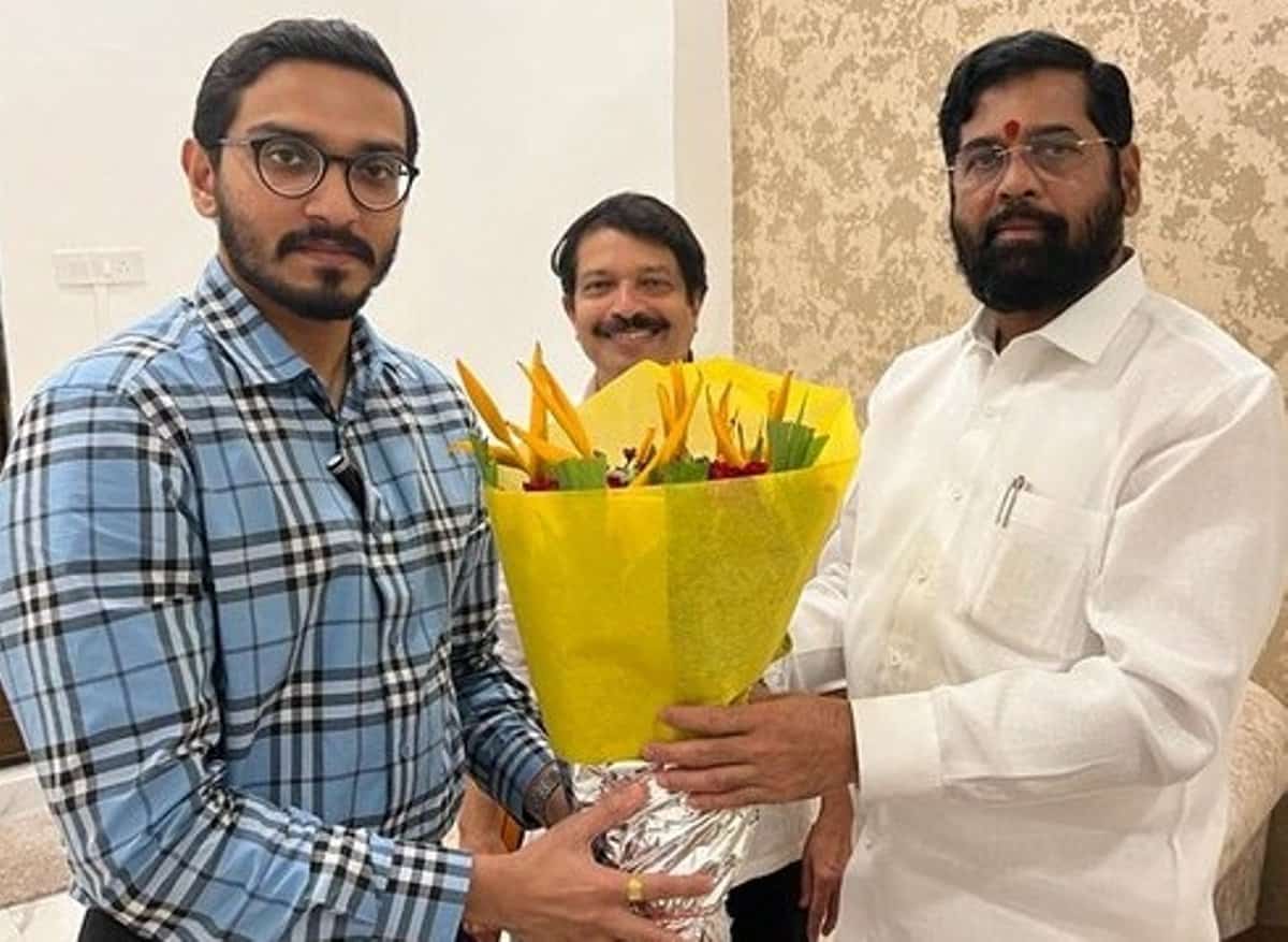 Balasaheb Thackeray's grandson Nihar joins Eknath Shinde group