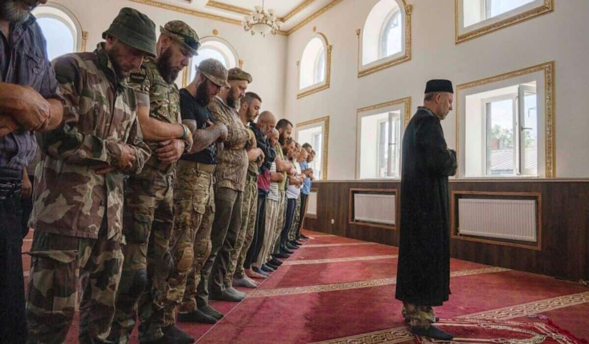 Ukraine Muslims pray for victory, end of occupation