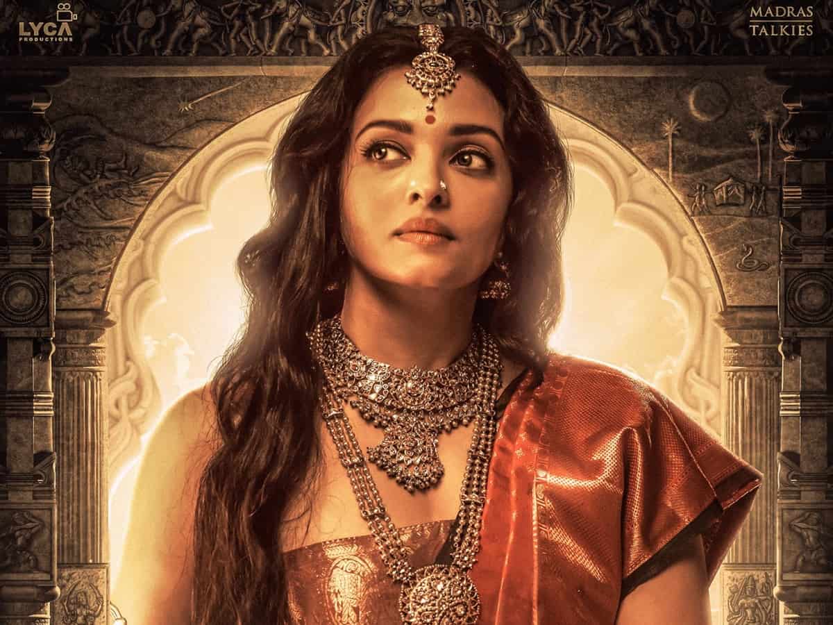 Aishwarya Rai as Queen Nandini from Mani Ratnam's 'Ponniyin Selvan'