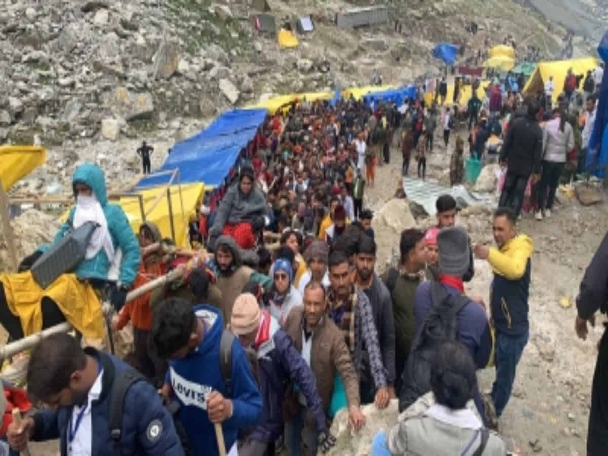 Over 1.5 lakh pilgrims perform ongoing Amarnath Yatra