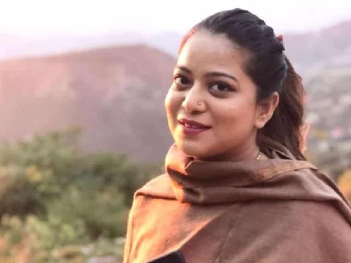 Jamia students stage stir against university over cancellation of Safoora Zargar's admission