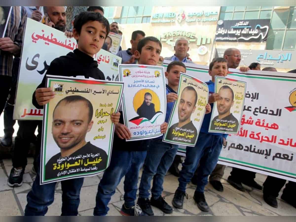 Palestinian prisoner Khalil Awawda's body close to death on 145th day of hunger strike