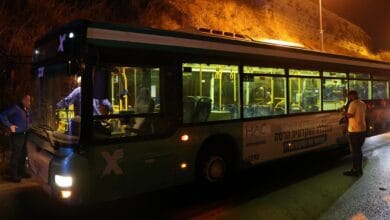 8 Israelis injured in shooting attack on Jerusalem bus, suspect arrested