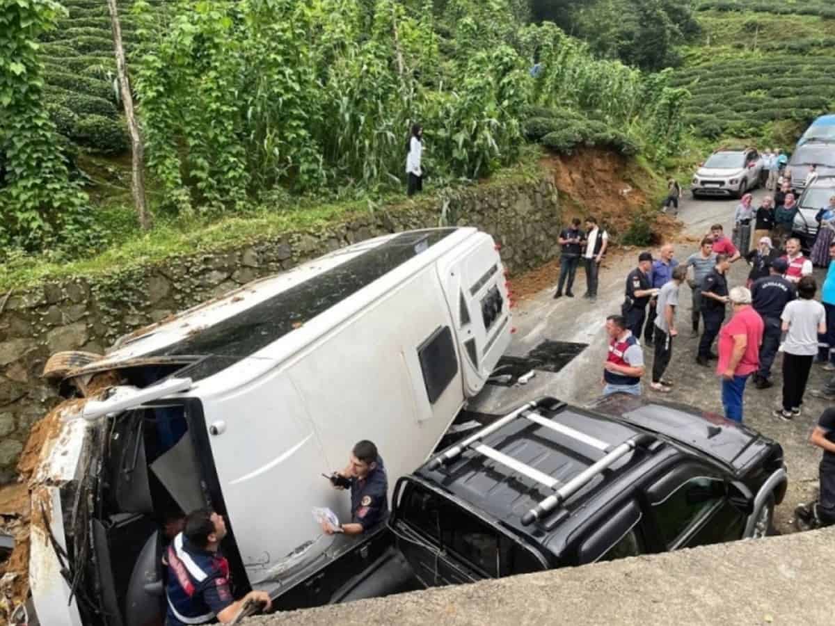 Bus carrying 23 Saudi tourists overturned in Turkey