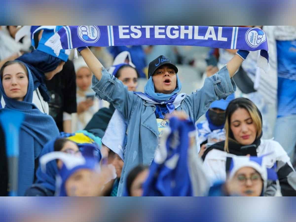 For the first time in 4 decades, Iranian women attended football match