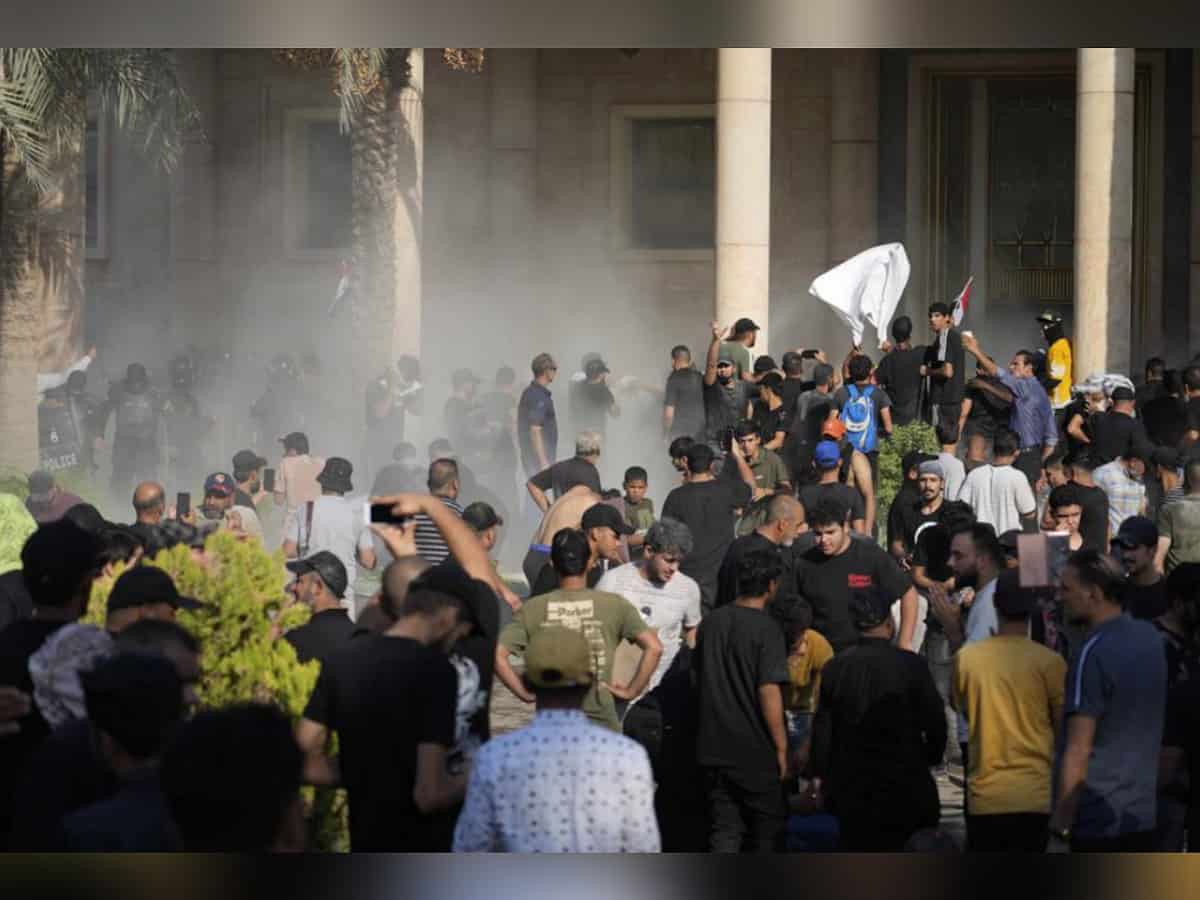 Iraq: At least 15 killed in deadly clashes after al-Sadr resigns