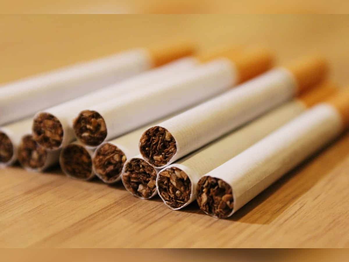 Saudi Arabia bans selling tobacco products to children under 18