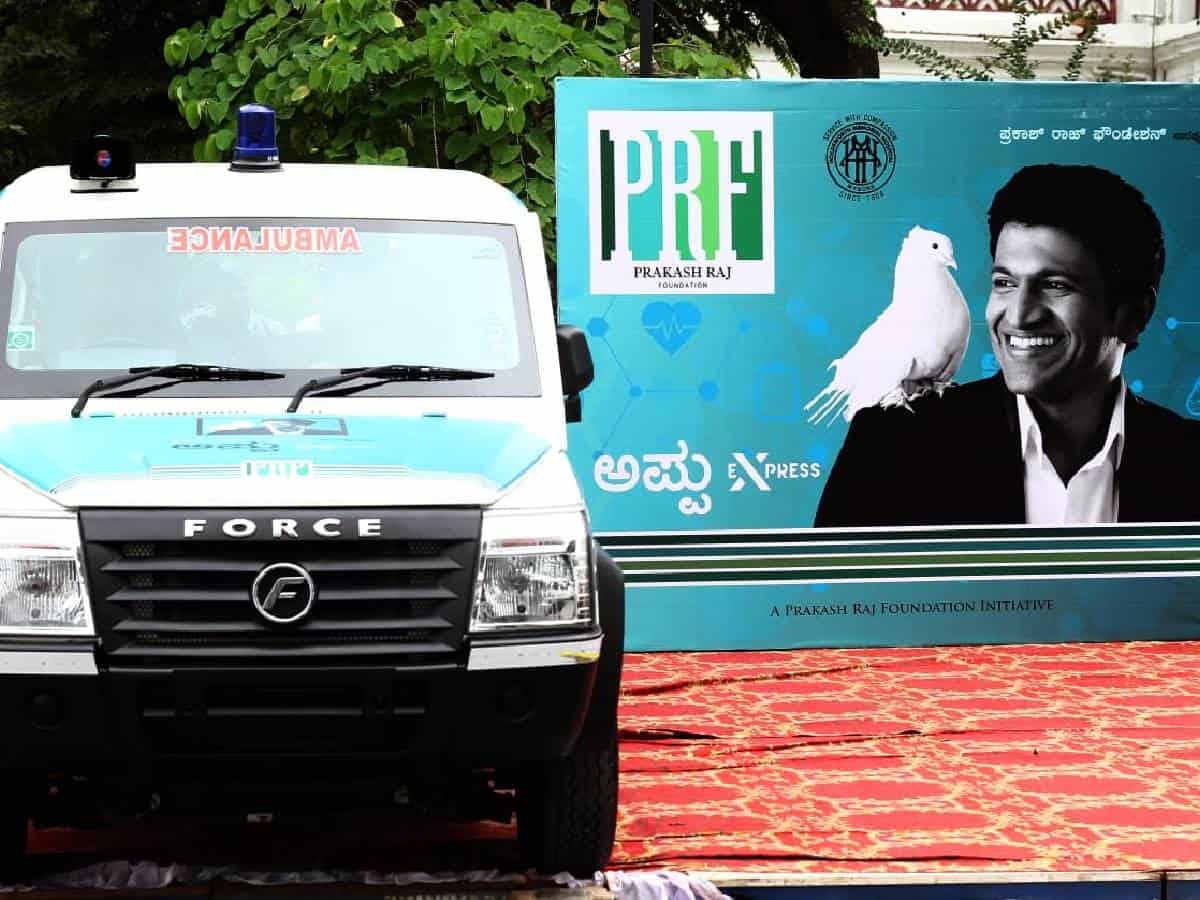 Prakash Raj donates free ambulance in memory of Puneeth Rajkumar