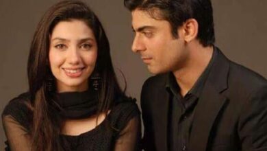 Fans go gaga as Fawad Khan, Mahira Khan arrive on Indian screens