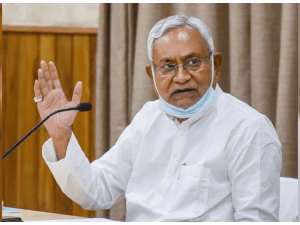 Nitish Kumar keeps Tejashwi, two RJD ministers away from key meet