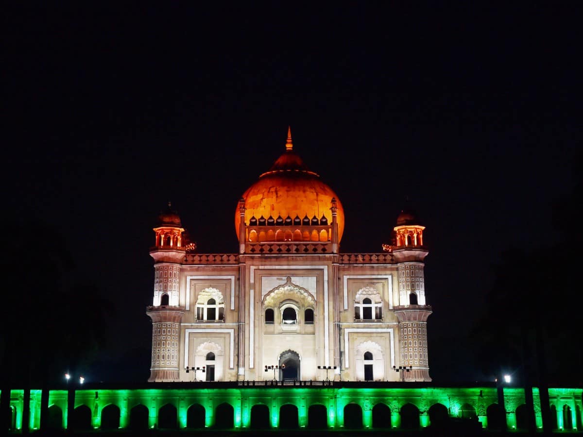 Safdarjung Tomb