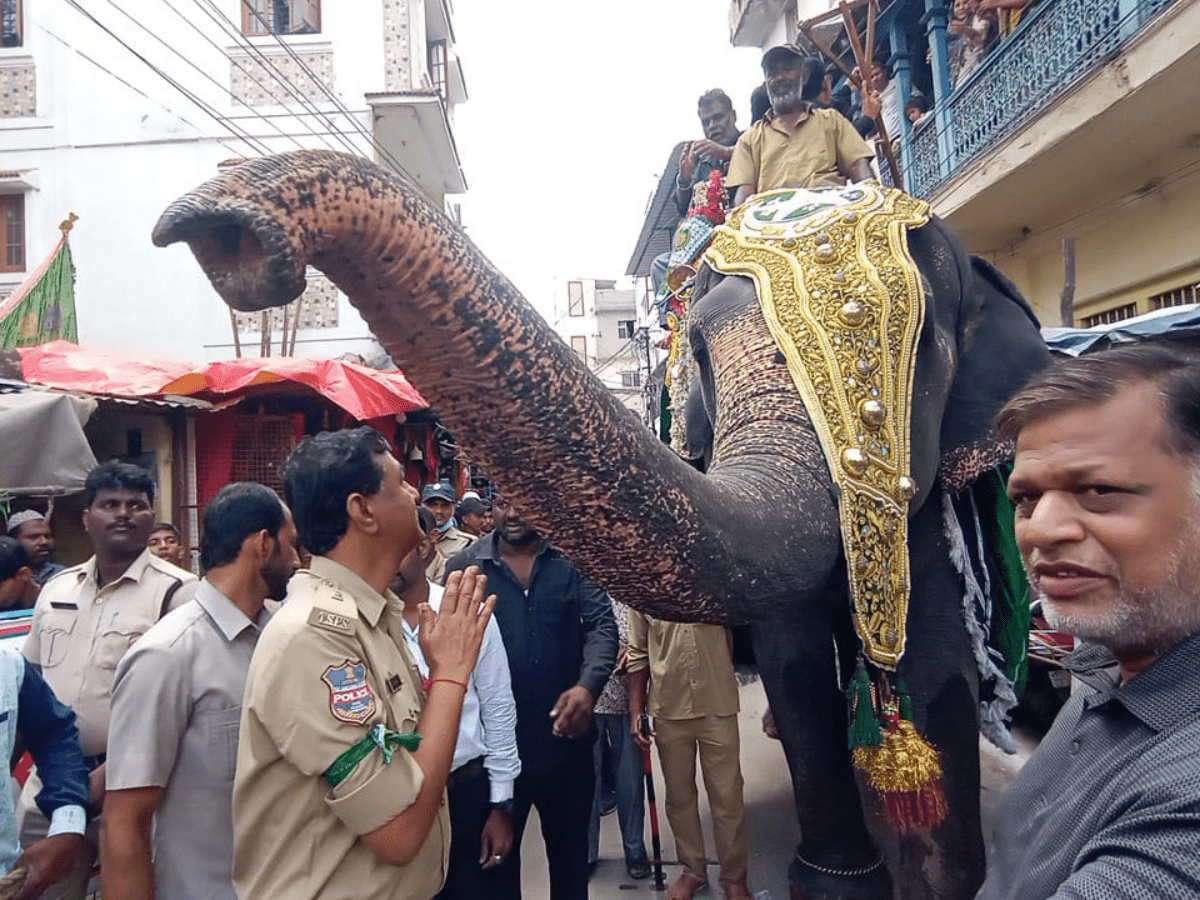 Bibi ka Alam procession in Hyderabad