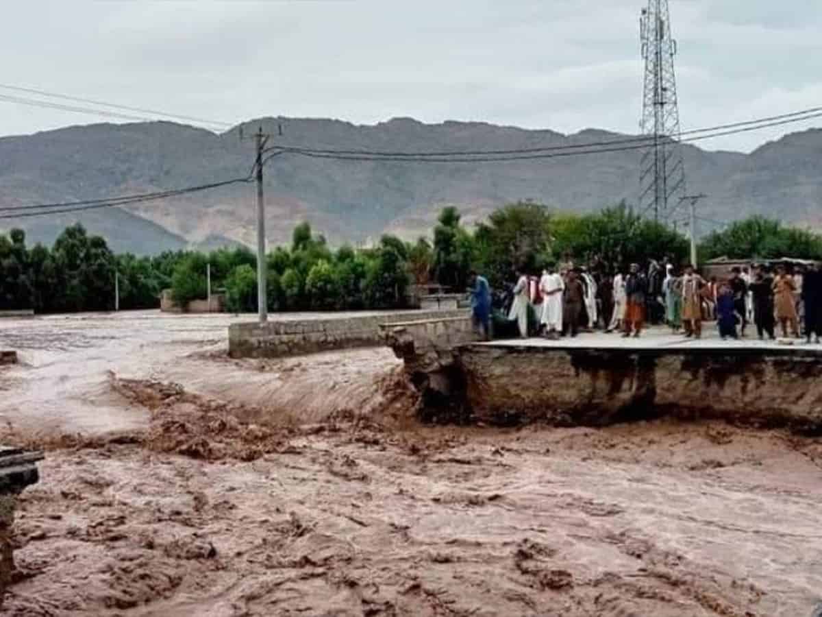 Flash floods in Afghanistan kill 14 people