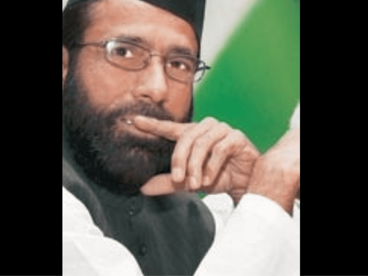 Tauqeer Raza Khan booked for objectionable remarks