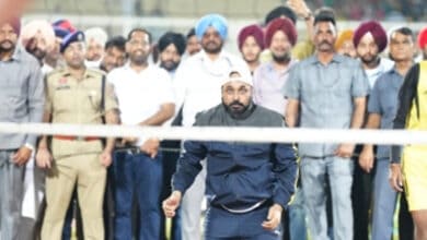 Punjab CM tests his hand at volleyball again, showcases skills