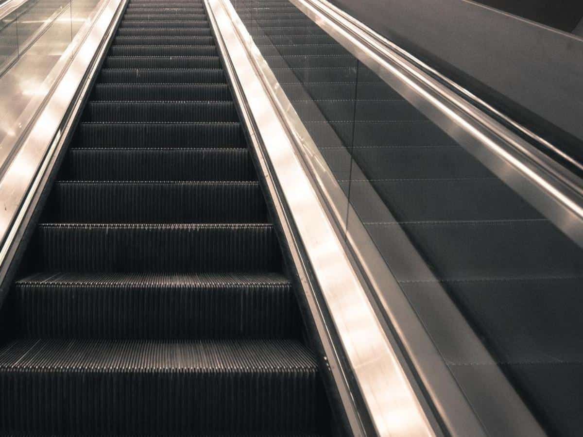 escalator