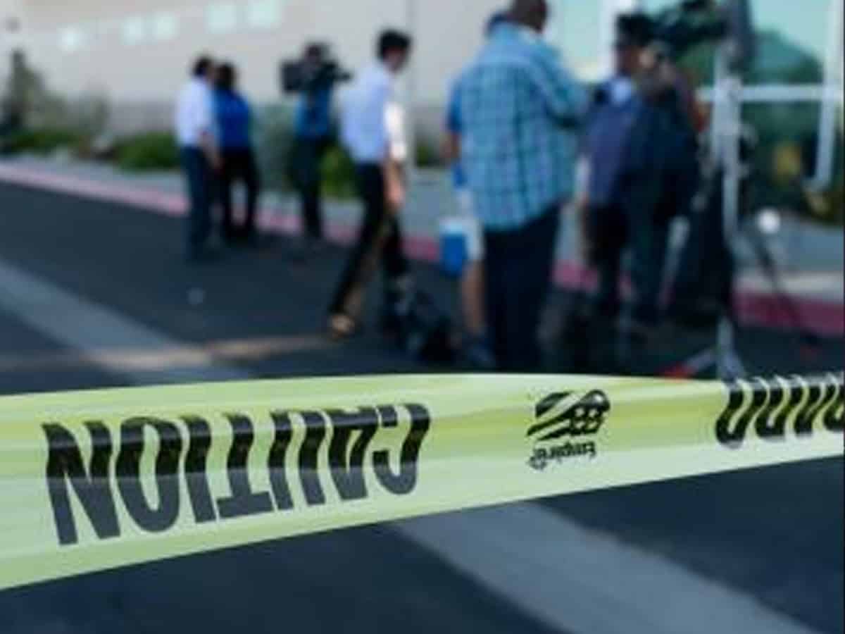 6 injured in LA bar shooting