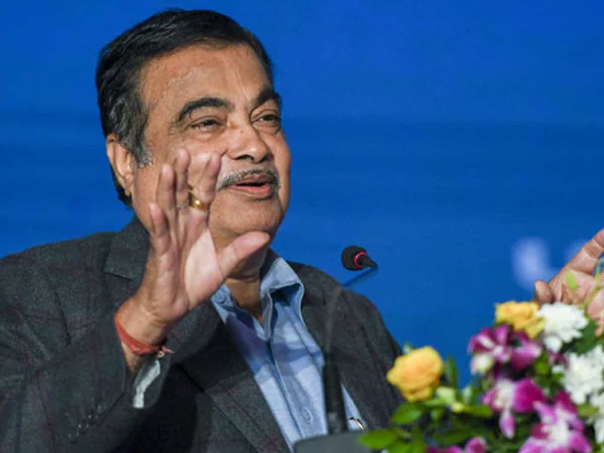 Mobile phones should take place of tickets sold to passengers: Union Transport minister Gadkari