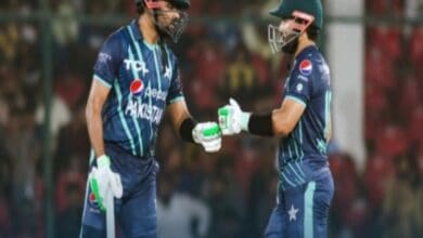 2nd T20I: Babar, Rizwan power Pakistan to thumping 10-wicket win over England