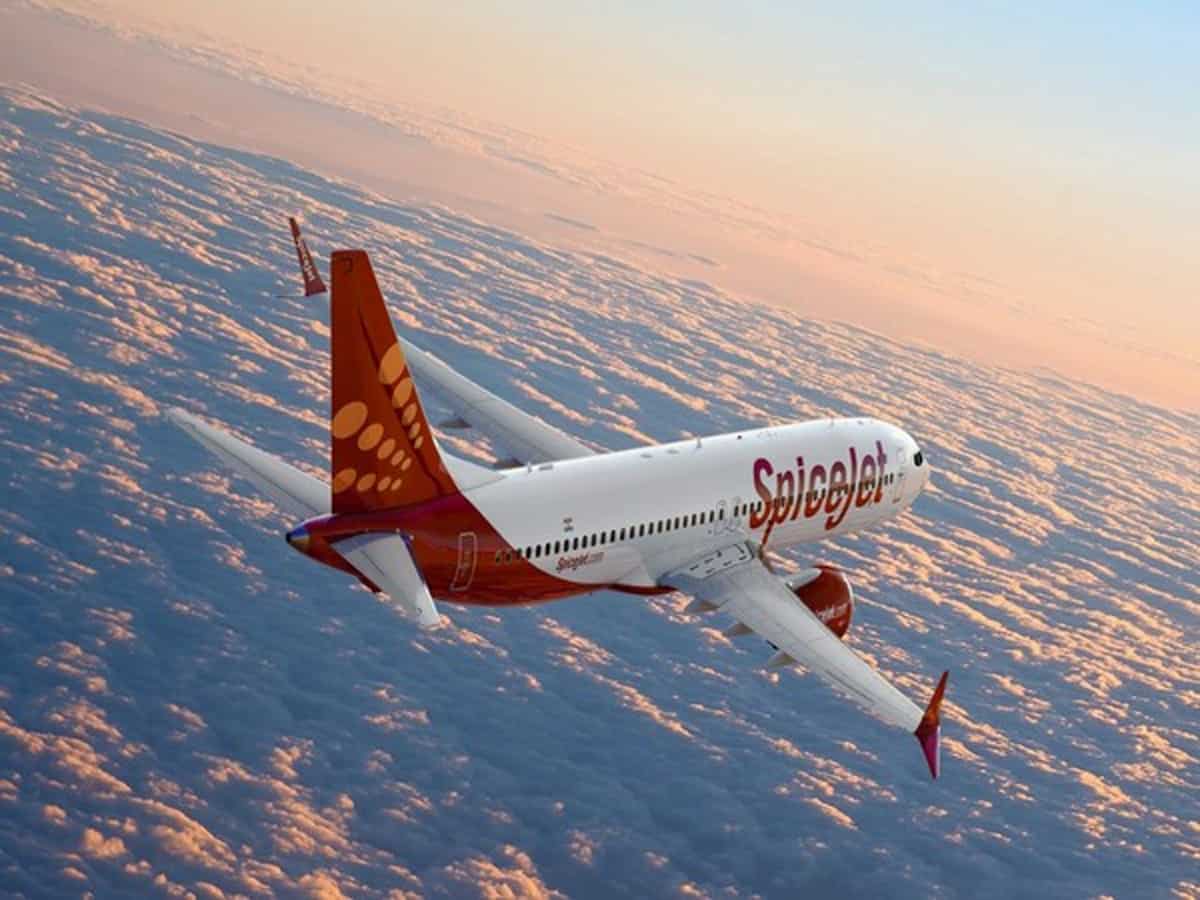 SpiceJet Nashik-bound flight turns midway to Delhi after 'autopilot' snag