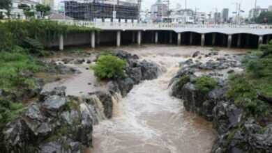 South Korea braces for powerful typhoon Hinnamnor