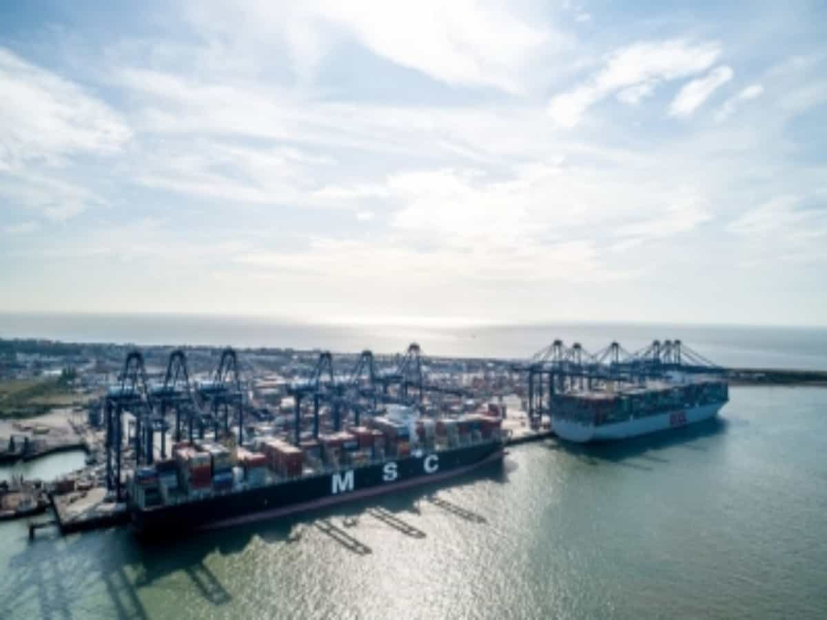 Strikes at major UK ports threaten further supply chain