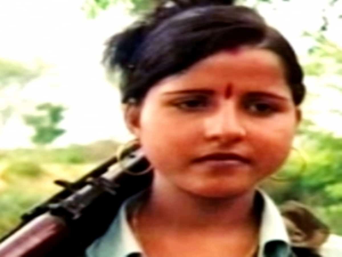 Woman bandit released from UP jail after 17 years